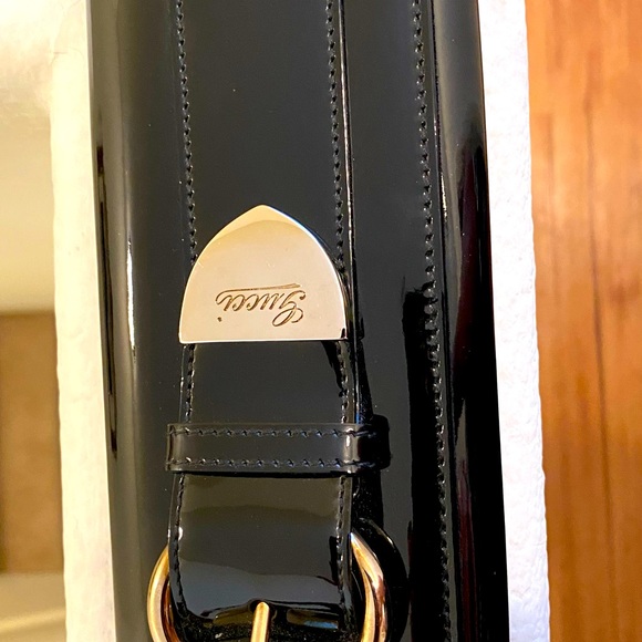 GUCCI Patent Leather Black Romy Clutch Wallet, mint with FREE silver waist belt! - Picture 5 of 13